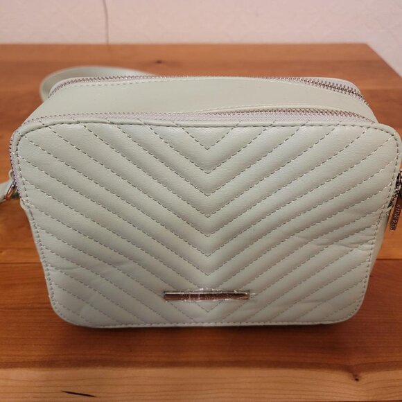 Steve Madden Camera Bag - Picture 1 of 6